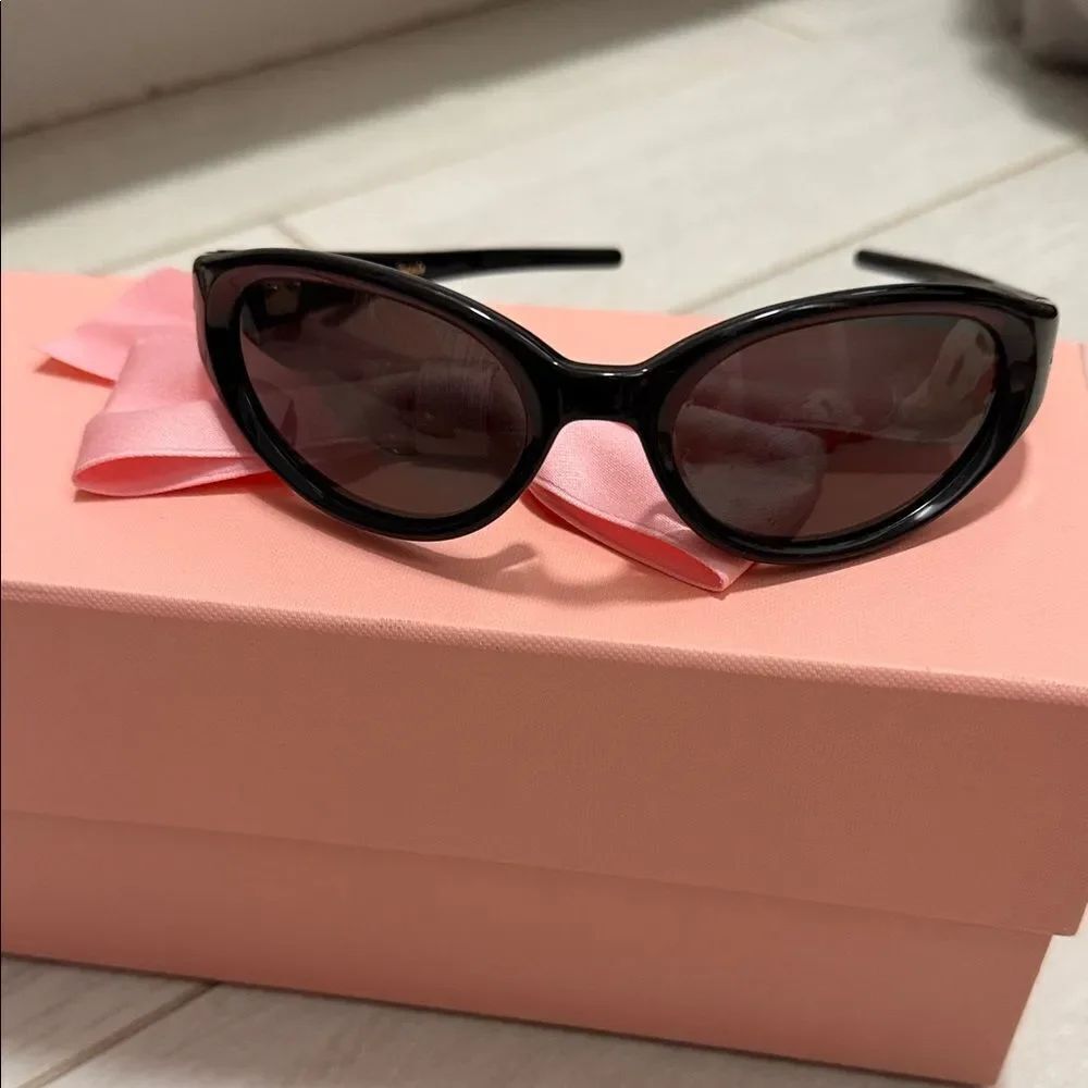 New GENTLE MONSTER Jennie Black Sunglasses